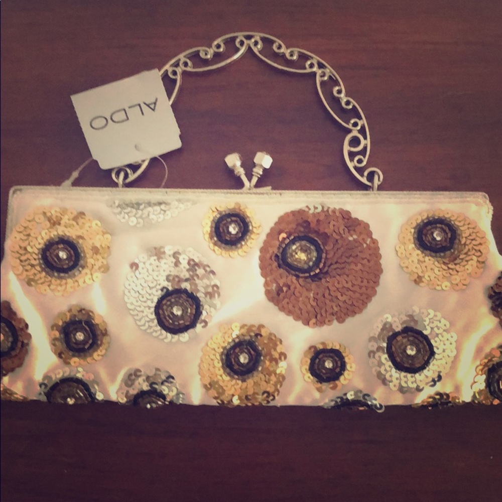 Brand new sequin clutch !